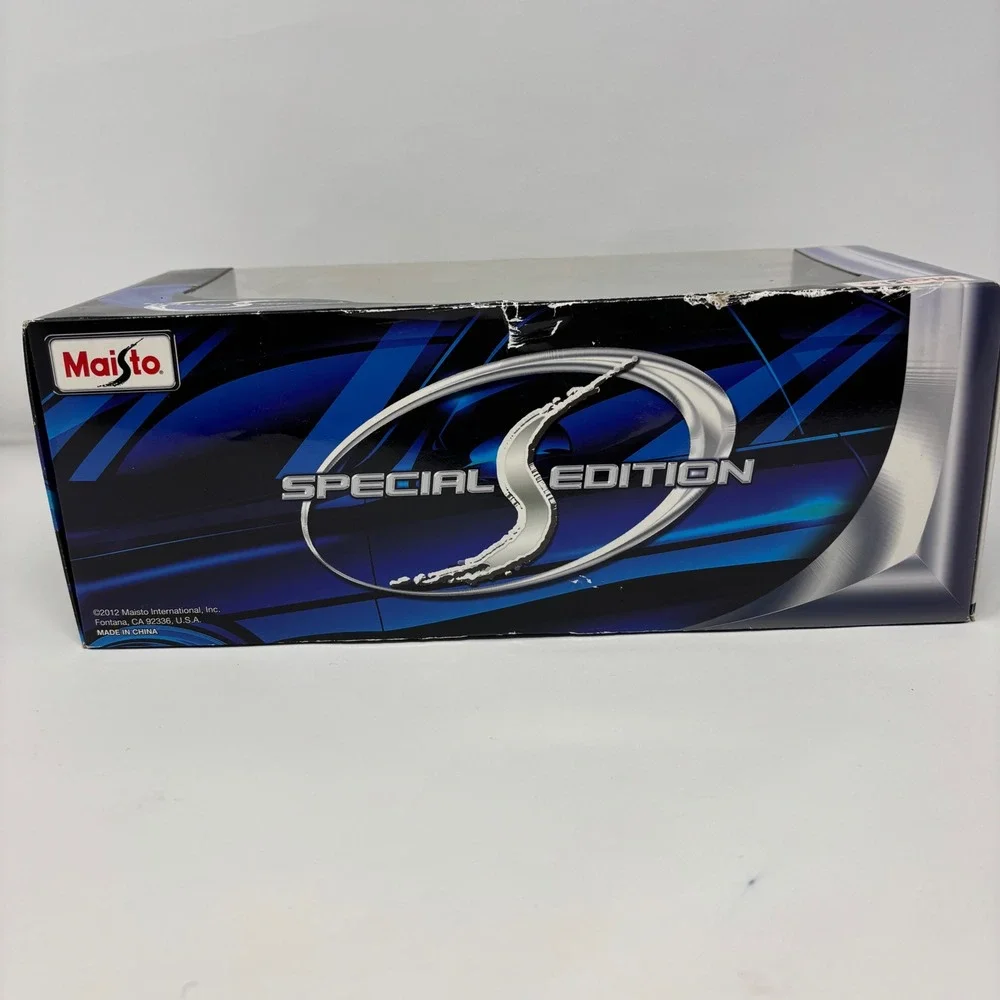 1949 Ford Convertible Blue 1:18 Maisto Special Edition Diecast Open Box